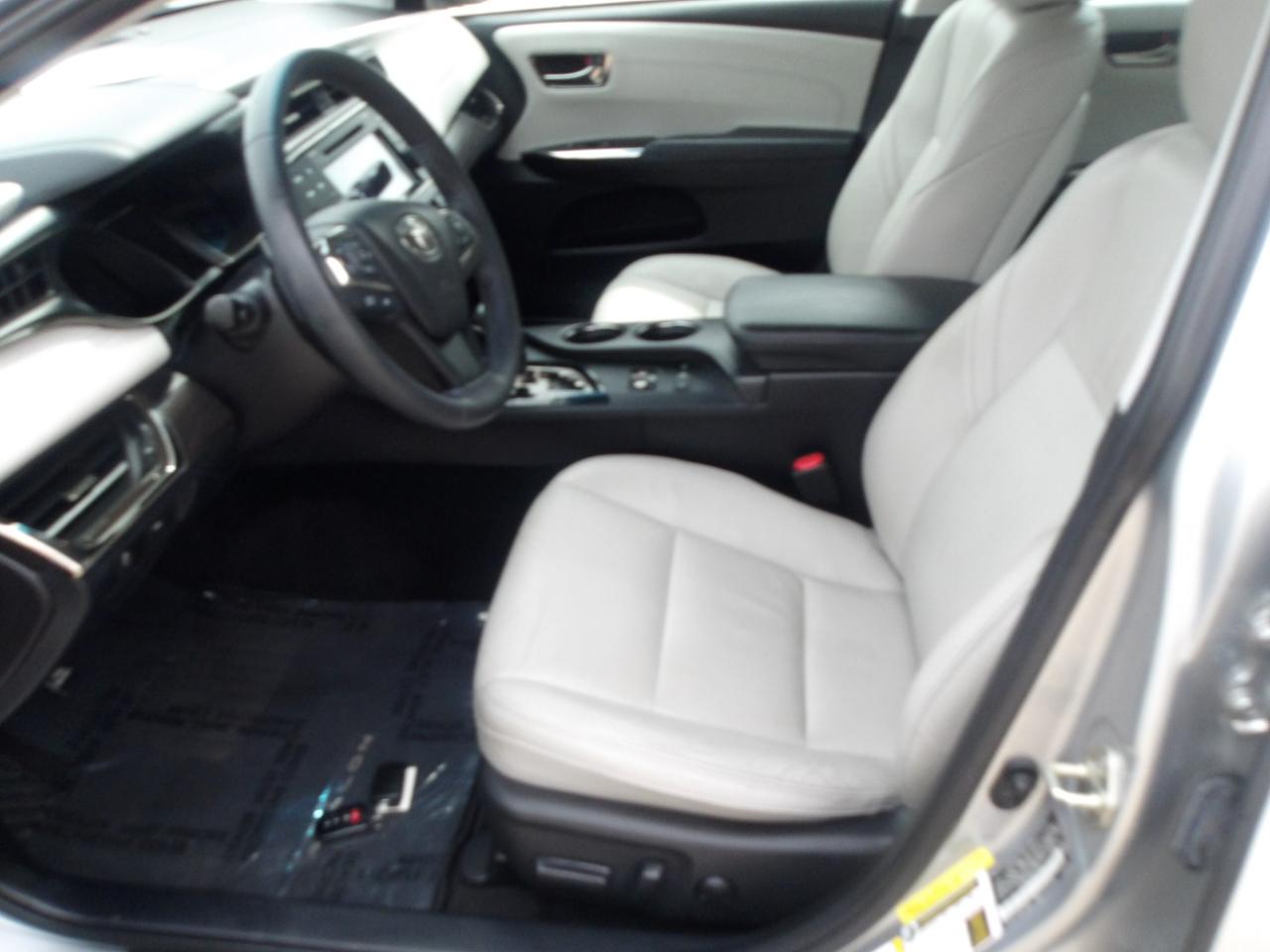 Toyota Avalon  2016