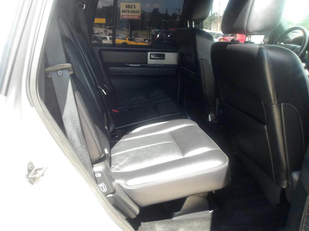 Ford Expedition 2WD 4dr XLT 2015