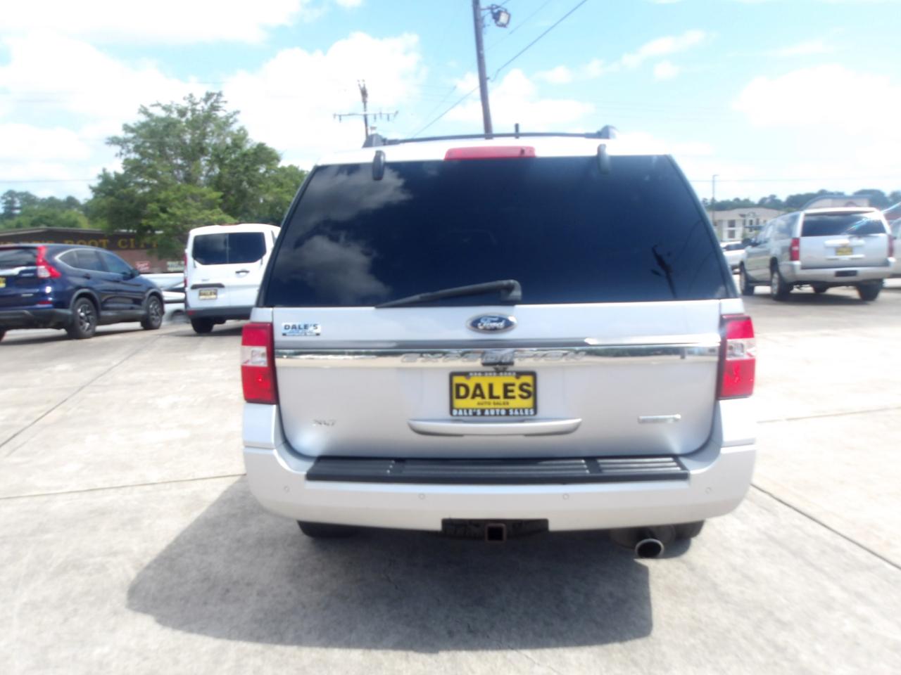 Ford Expedition 2WD 4dr XLT 2015