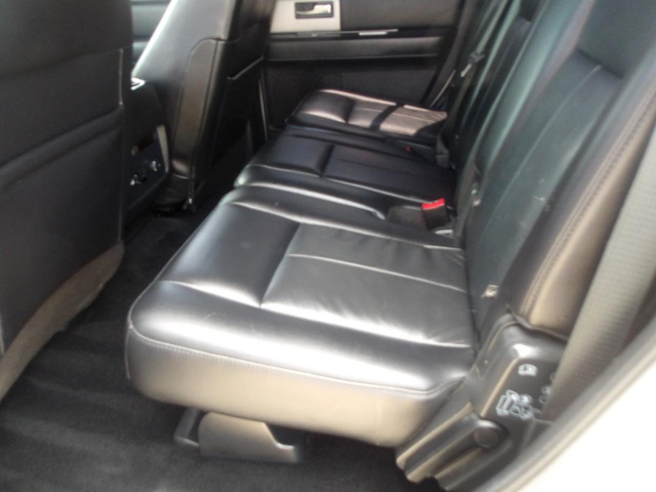 Ford Expedition 2WD 4dr XLT 2015