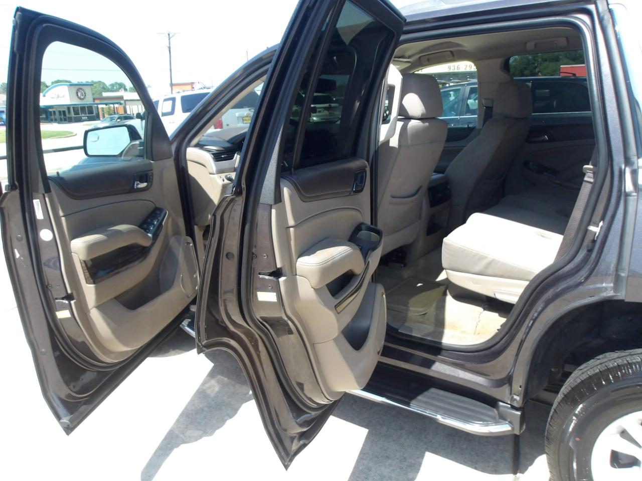 GMC Yukon 2WD 4dr SLE 2017