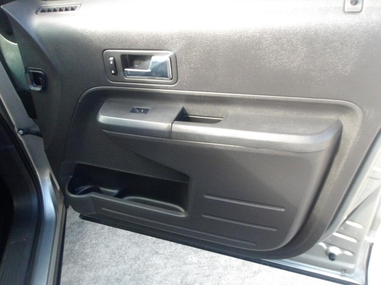 Ford Edge 4dr SEL FWD 2008