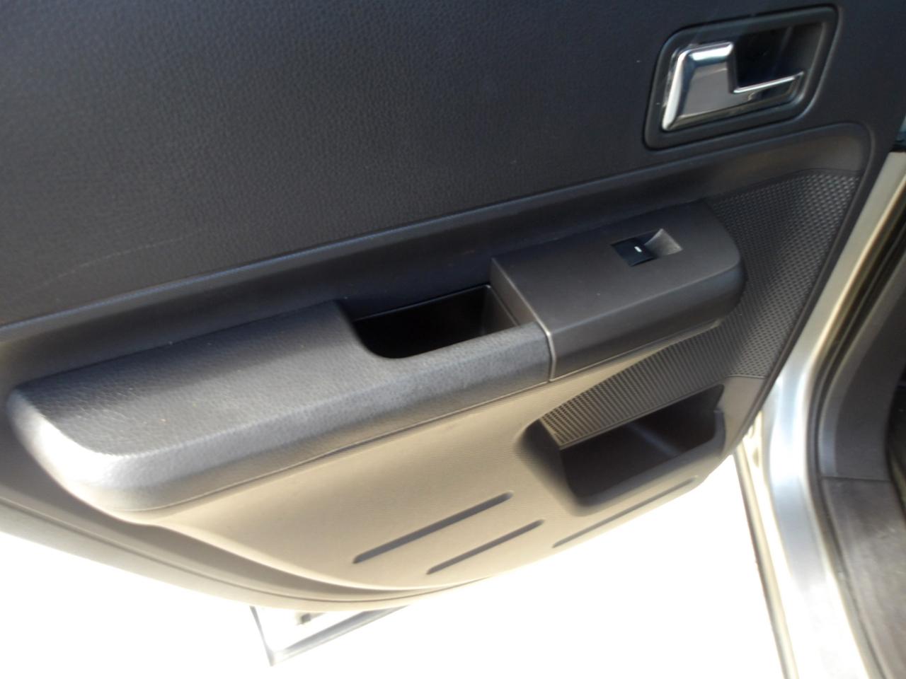 Ford Edge 4dr SEL FWD 2008