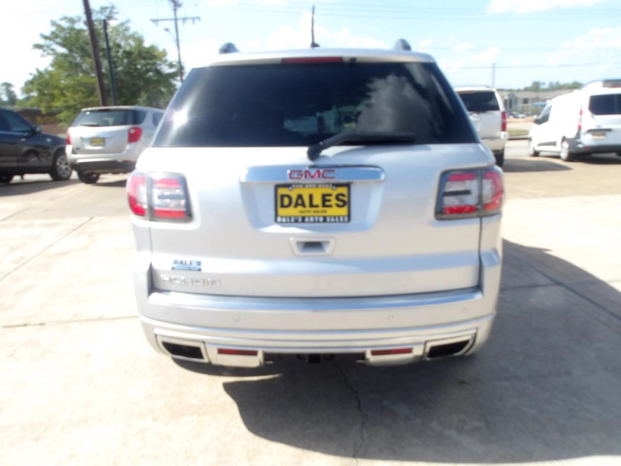 GMC Acadia FWD 4dr Denali 2016