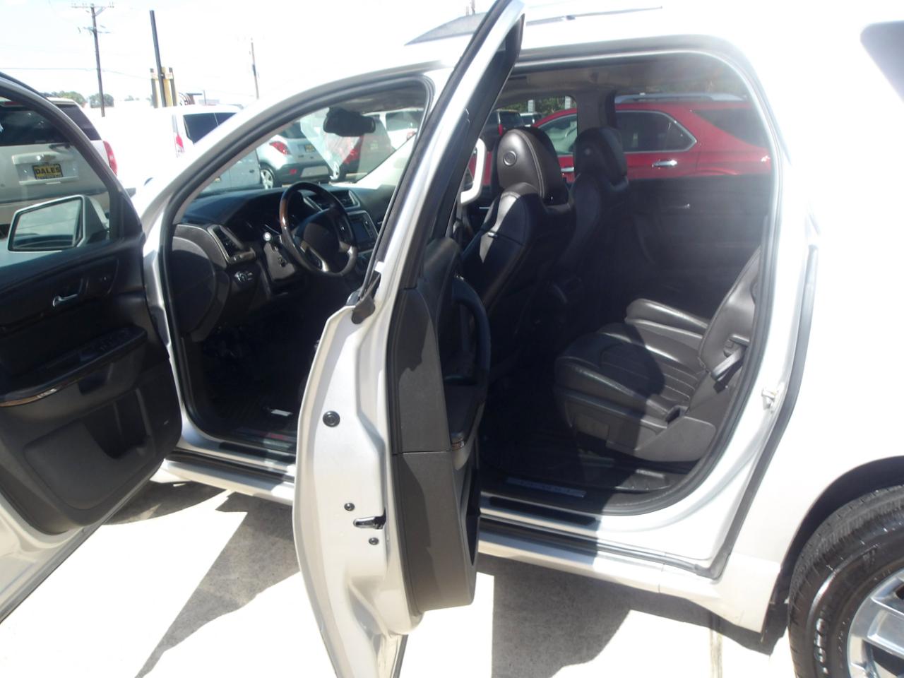 GMC Acadia FWD 4dr Denali 2016