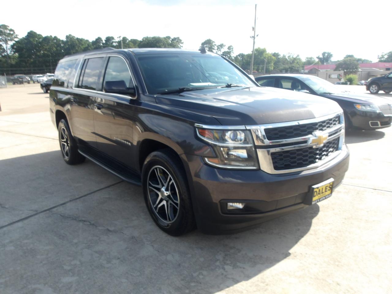 Chevrolet Suburban 2WD 4dr 1500 LT 2016
