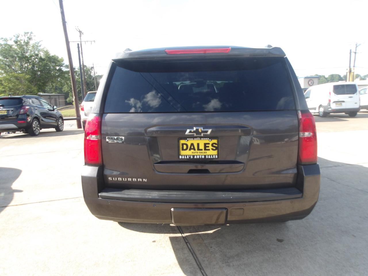Chevrolet Suburban 2WD 4dr 1500 LT 2016