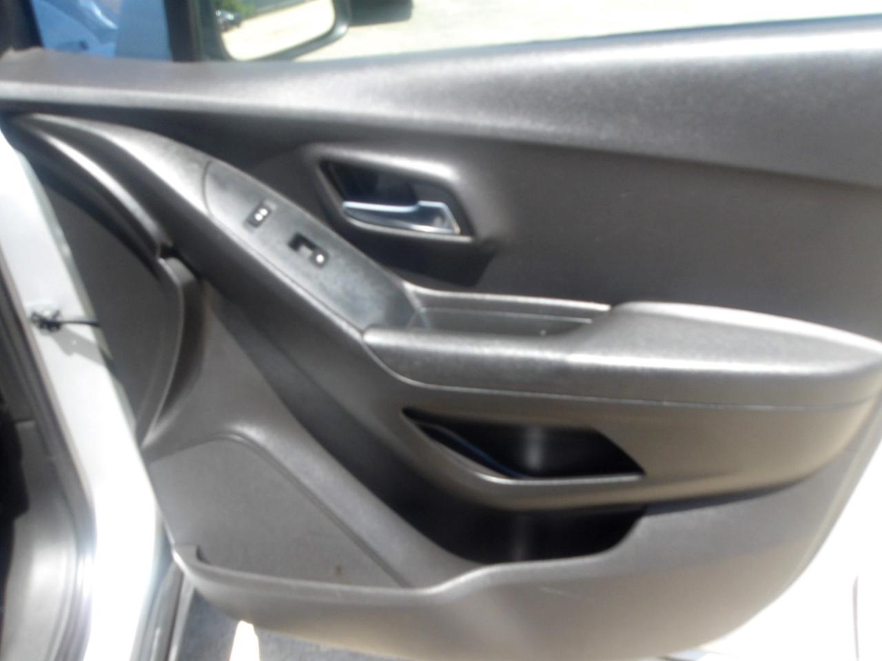 Chevrolet Trax FWD 4dr LS 2018