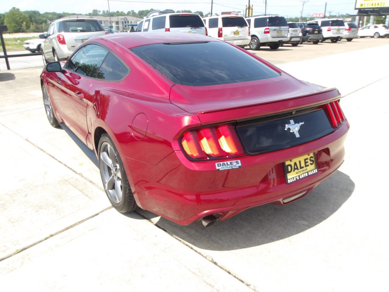 Ford Mustang 2dr Fastback V6 2015