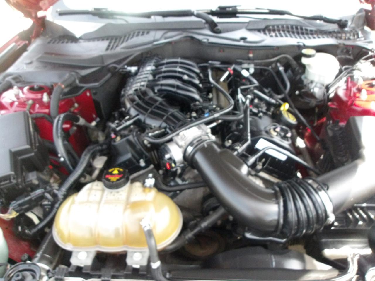Ford Mustang 2dr Fastback V6 2015