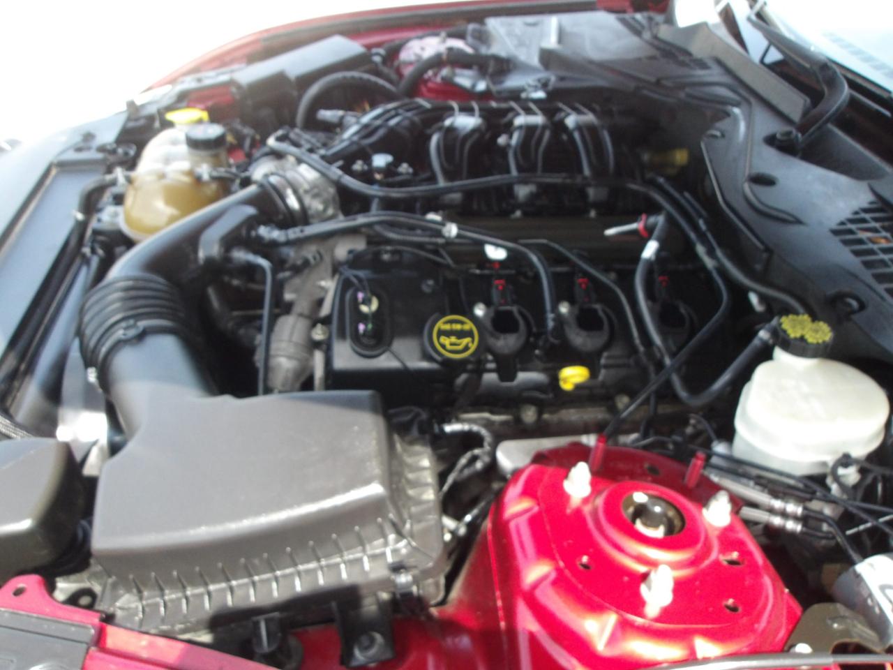 Ford Mustang 2dr Fastback V6 2015