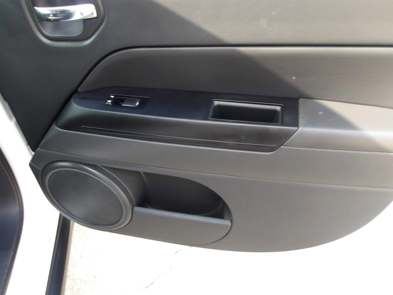 Jeep Patriot 4WD 4dr Latitude 2011