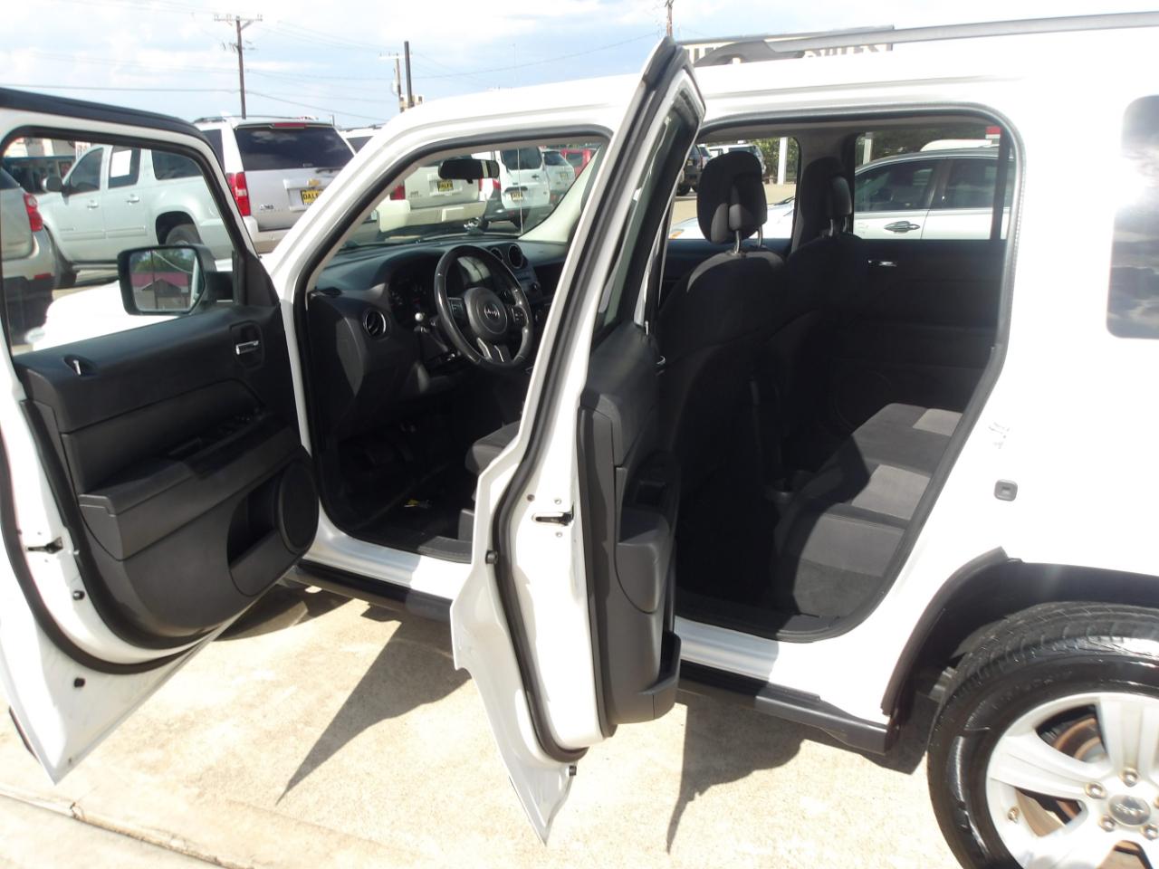 Jeep Patriot 4WD 4dr Latitude 2011