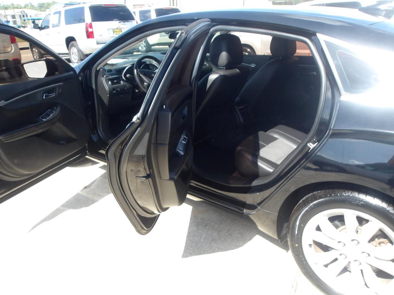 Chevrolet Impala 4dr Sdn LT w/1LT 2019