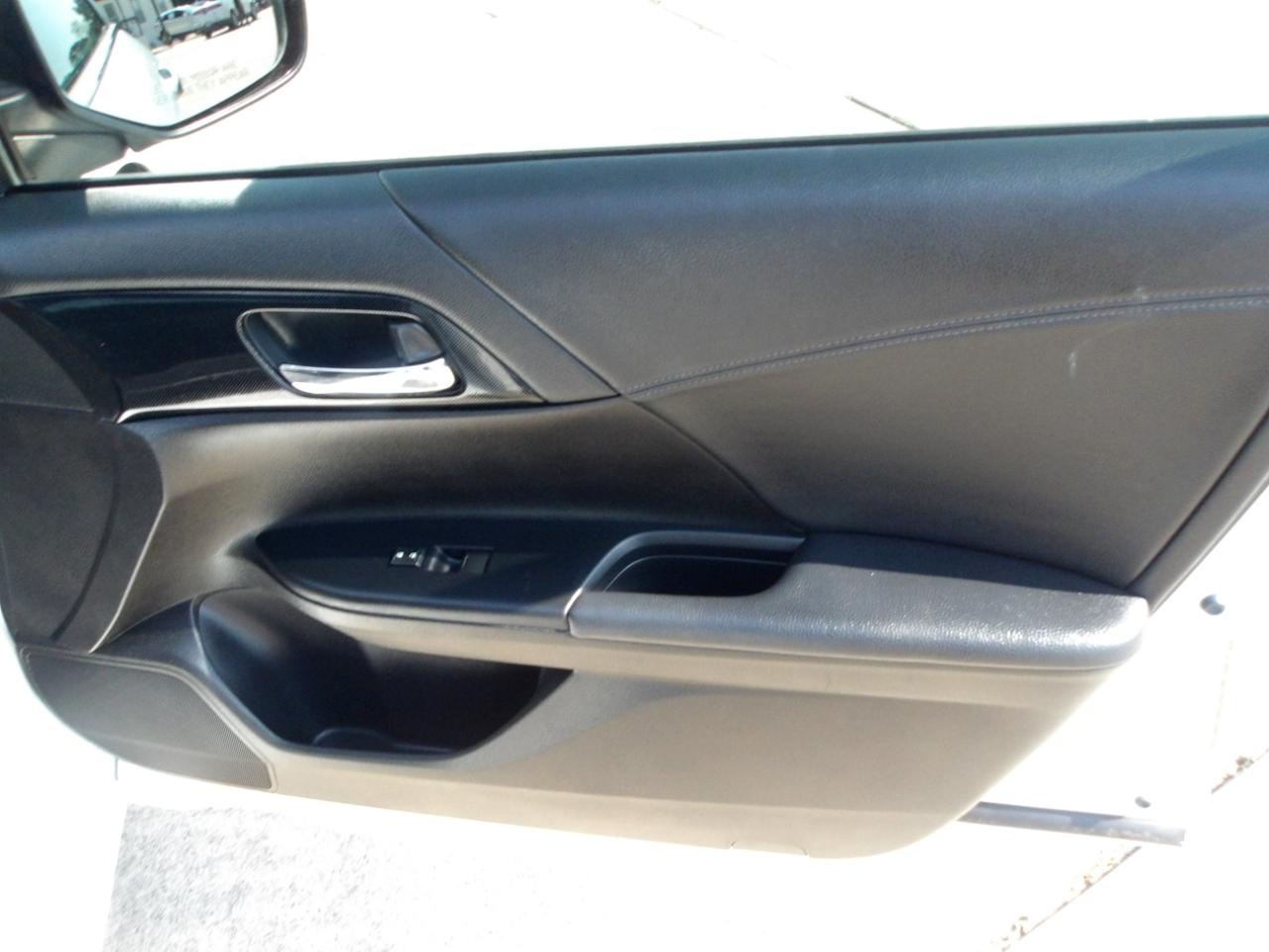 Honda Accord Sdn 4dr I4 CVT Sport 2013