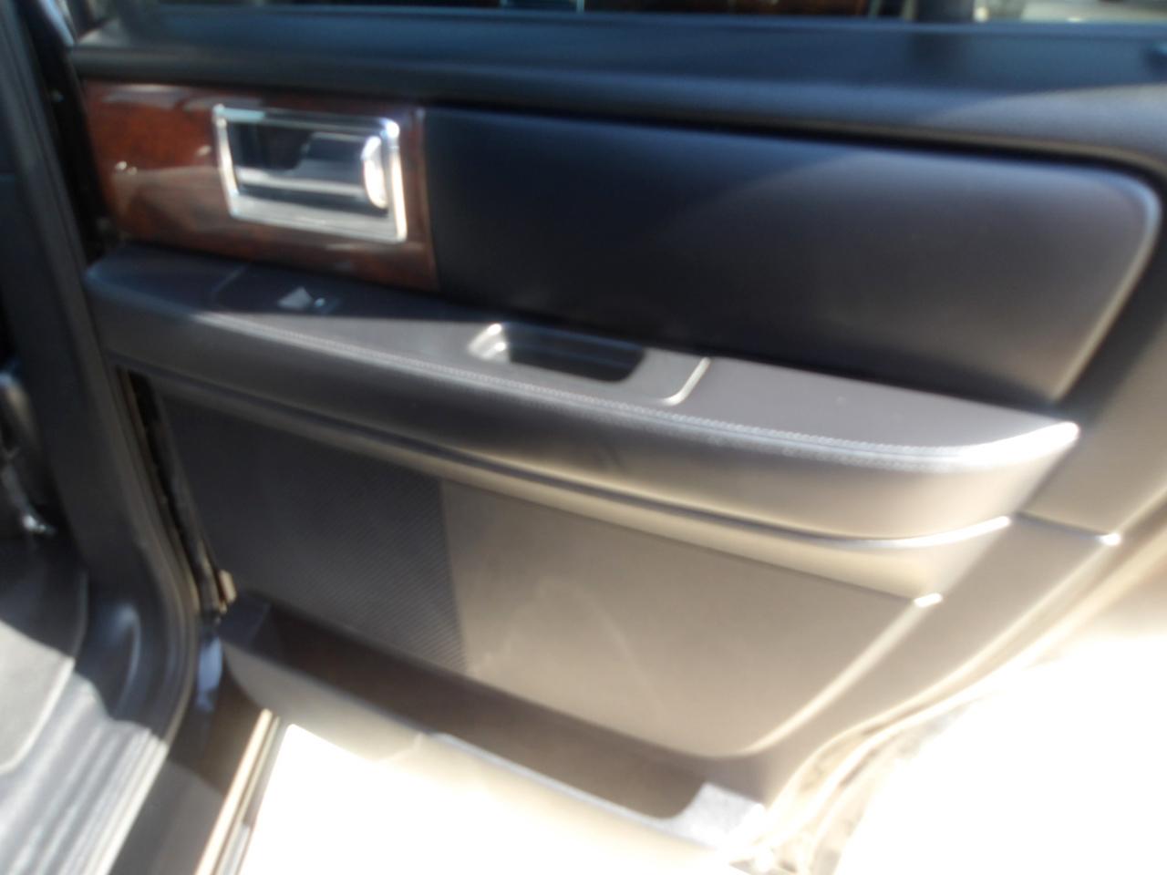 Lincoln Navigator 2WD 4dr Select 2016