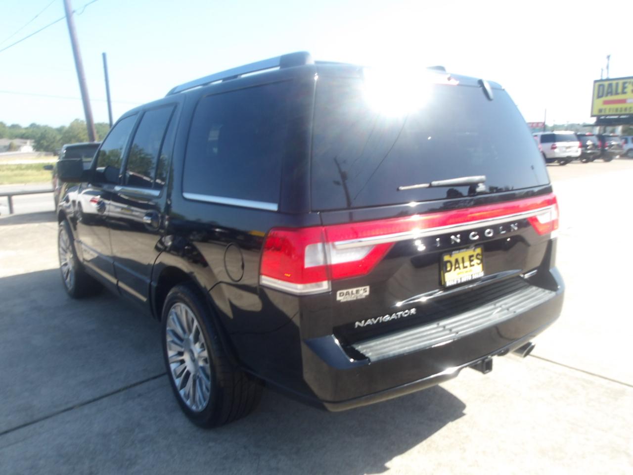 Lincoln Navigator 2WD 4dr Select 2016