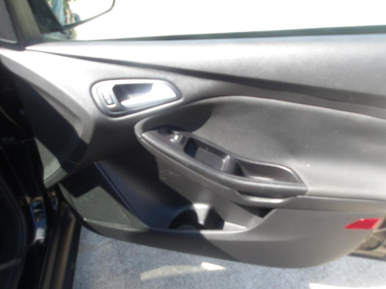 Ford Focus SE Hatch 2018