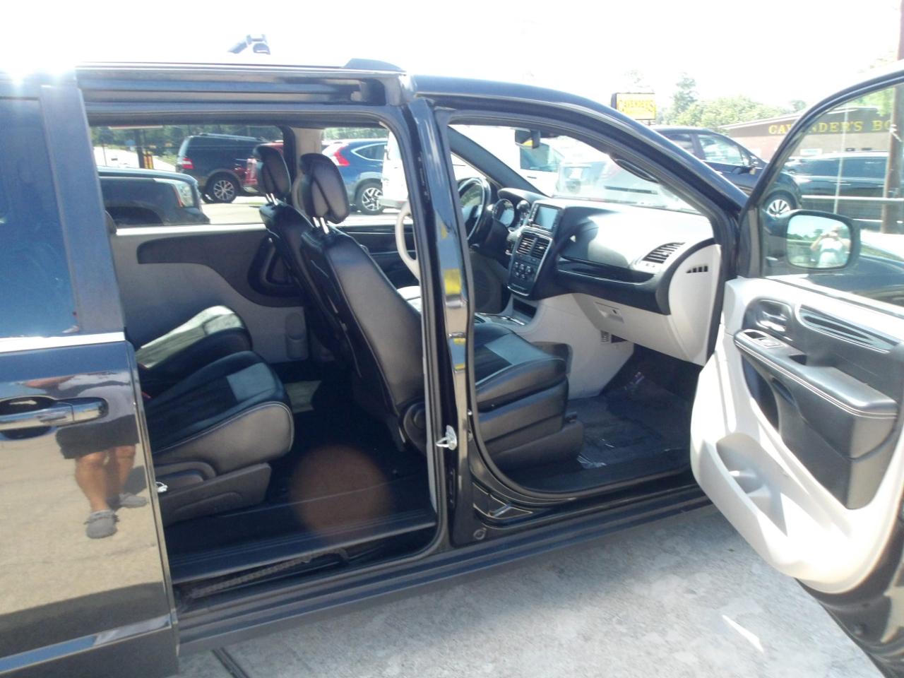 Dodge Grand Caravan SXT Wagon 2019