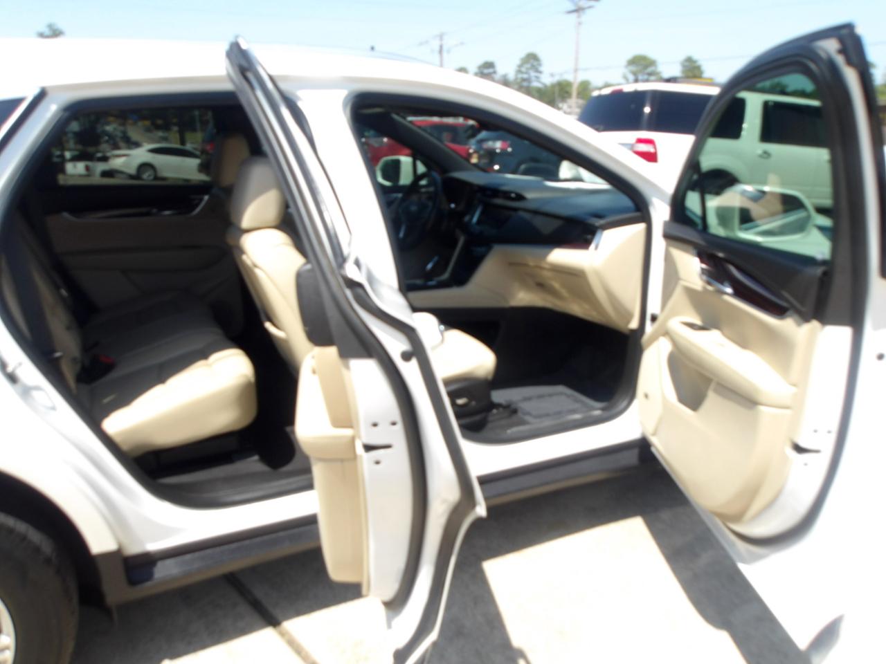 Cadillac XT5 FWD 4dr Luxury 2019