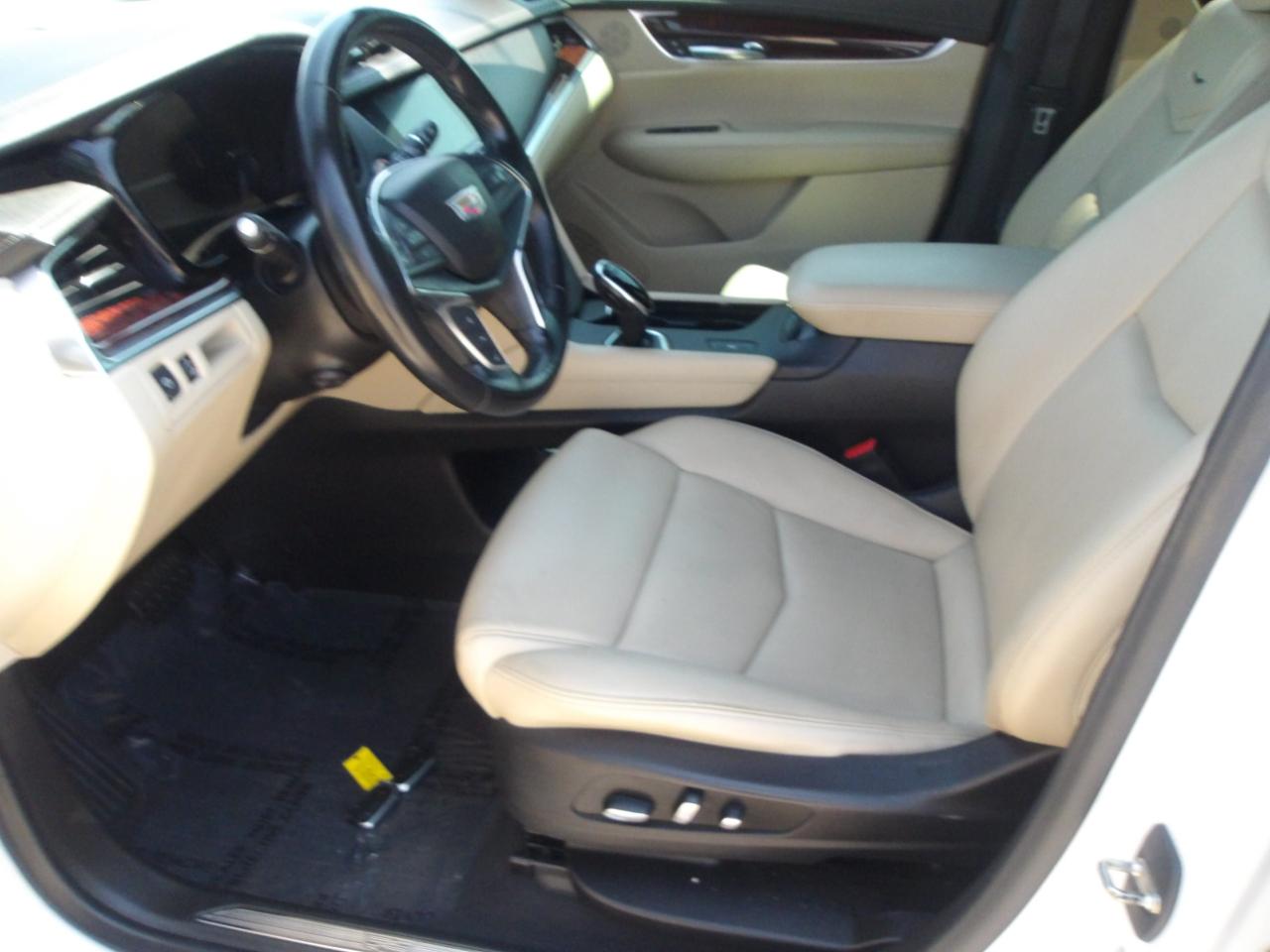 Cadillac XT5 FWD 4dr Luxury 2019
