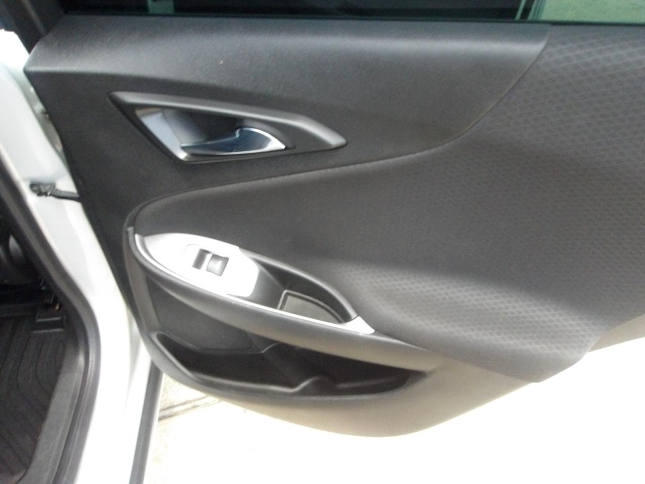 Chevrolet Malibu 4dr Sdn LS w/1LS 2018