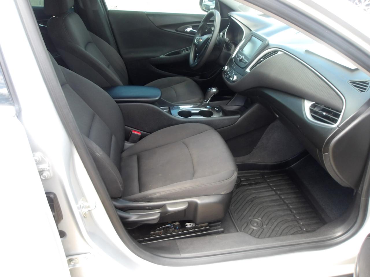 Chevrolet Malibu 4dr Sdn LS w/1LS 2018