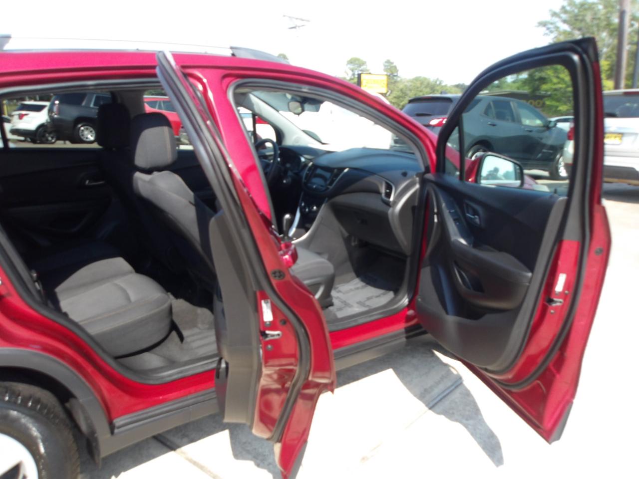 Chevrolet Trax FWD 4dr LT 2019
