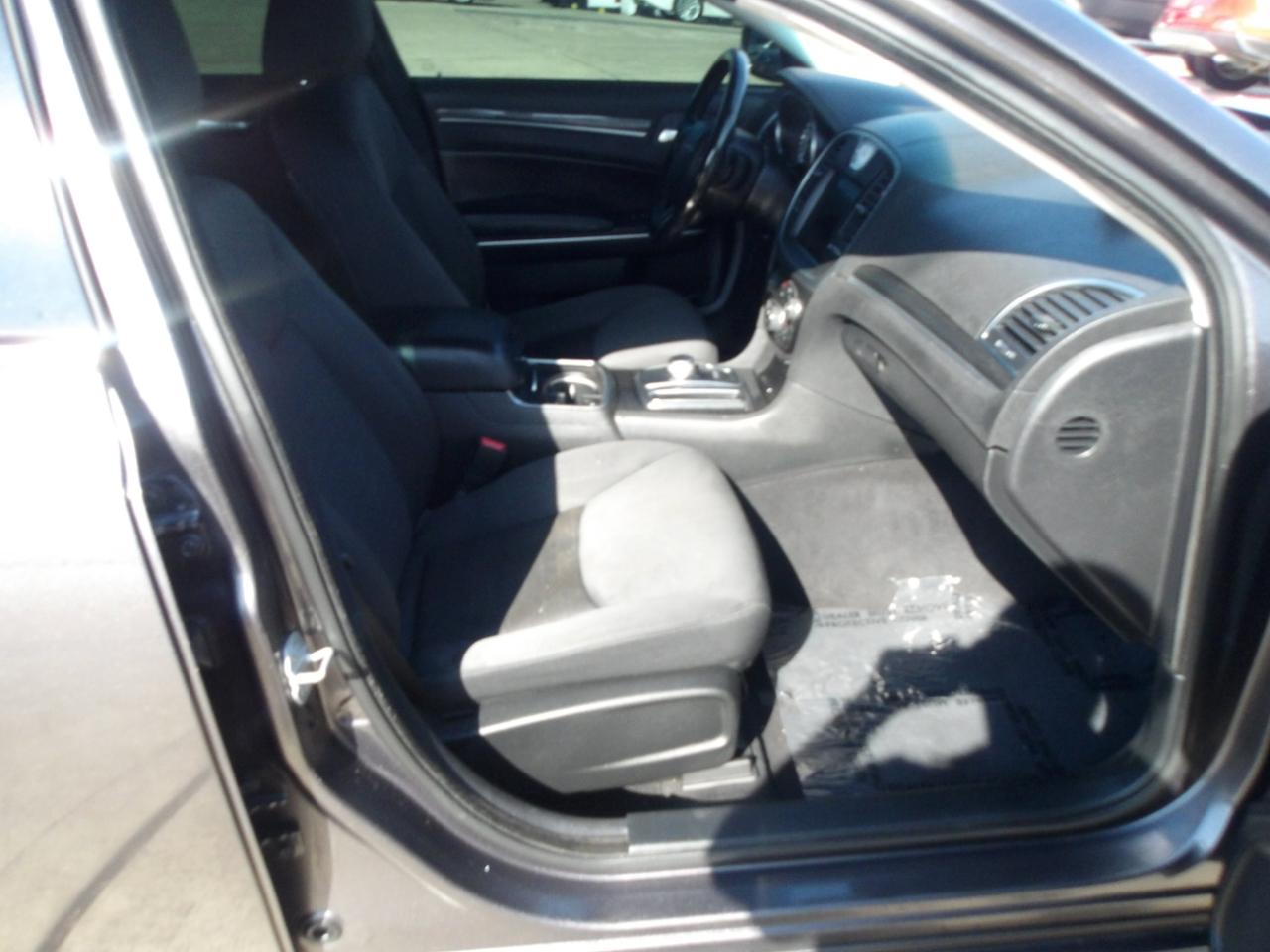Chrysler 300 Touring RWD 2019