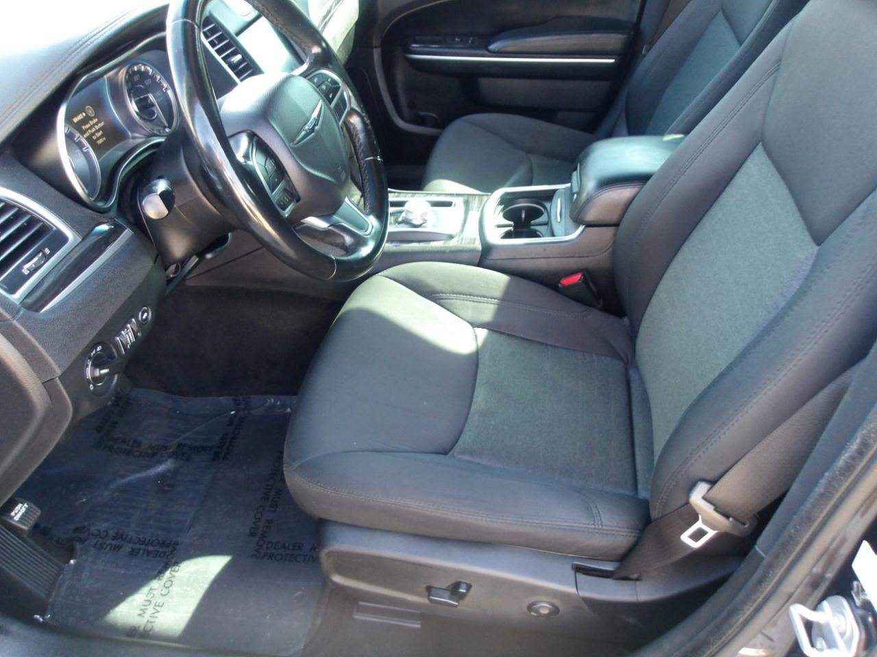 Chrysler 300 Touring RWD 2019