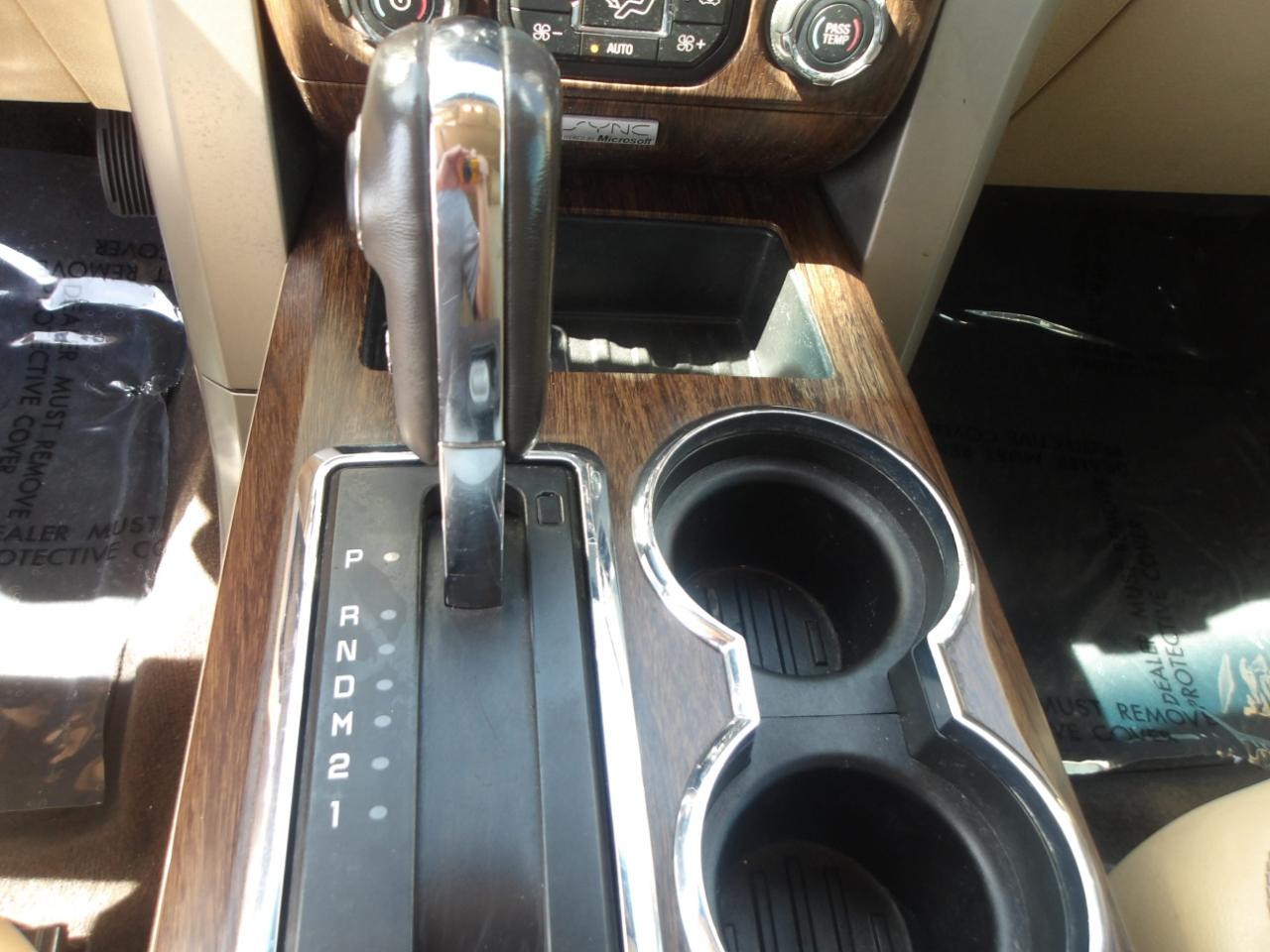 Ford F-150 4WD SuperCrew 145" Lariat 2014