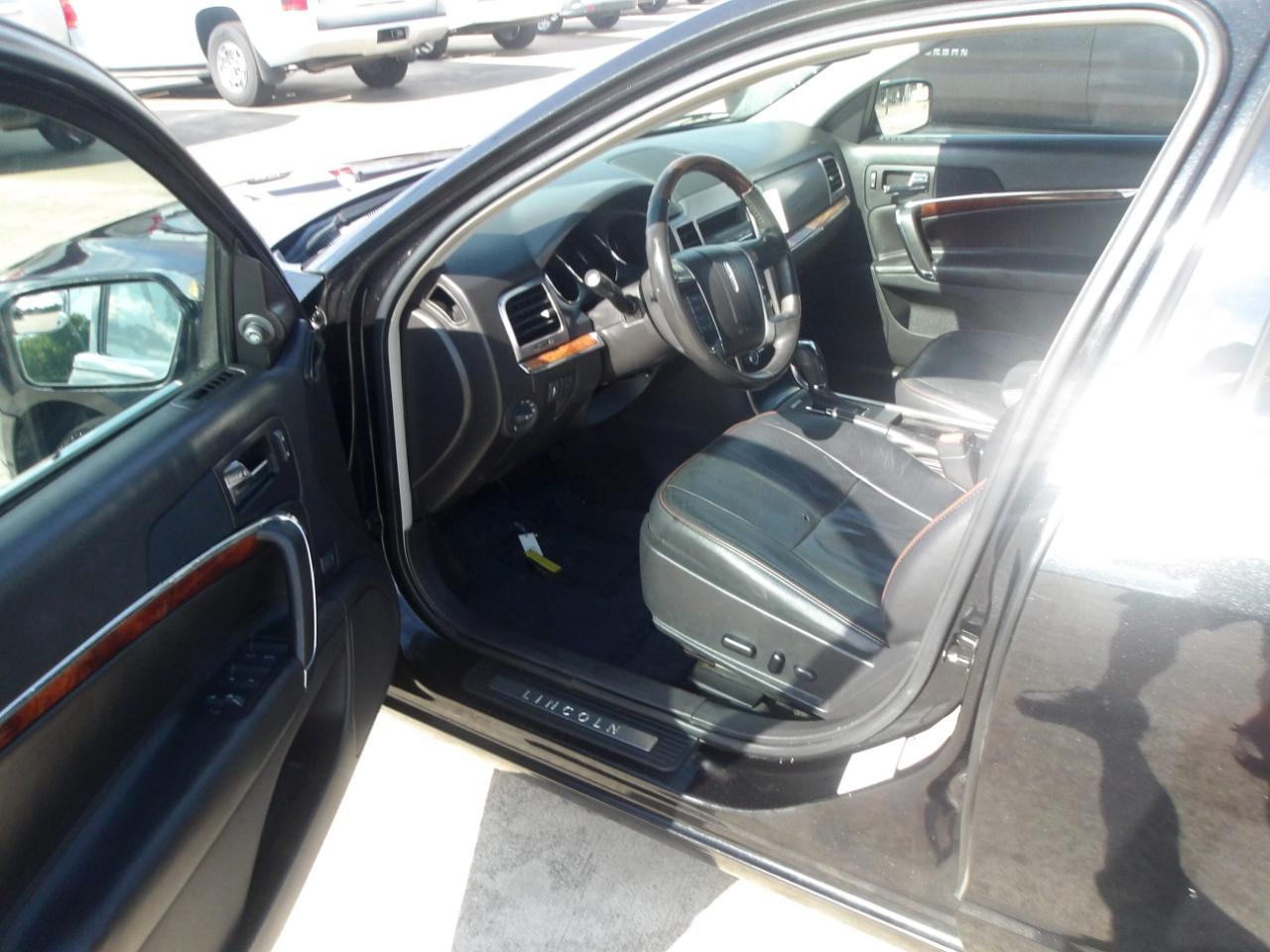 Lincoln MKZ 4dr Sdn FWD 2012
