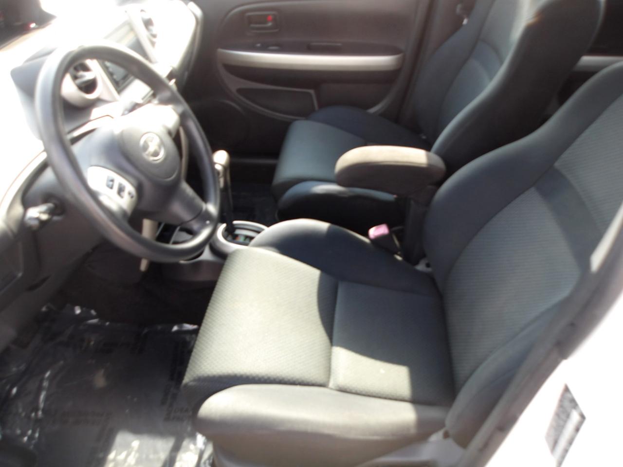 Scion xA 4dr Sdn Auto (Natl) 2006