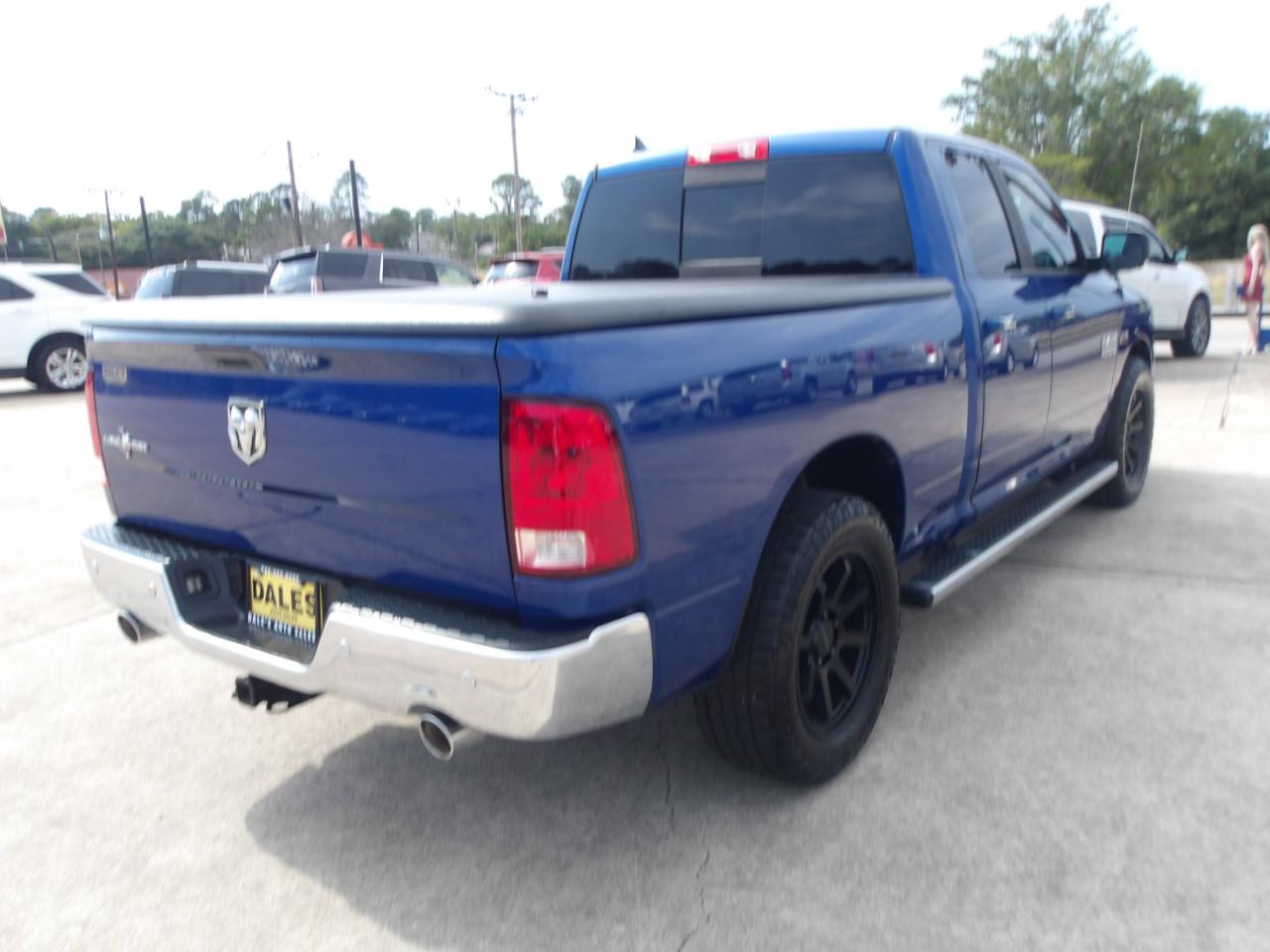 RAM 1500 2WD Quad Cab 140.5" Lone Star 2014
