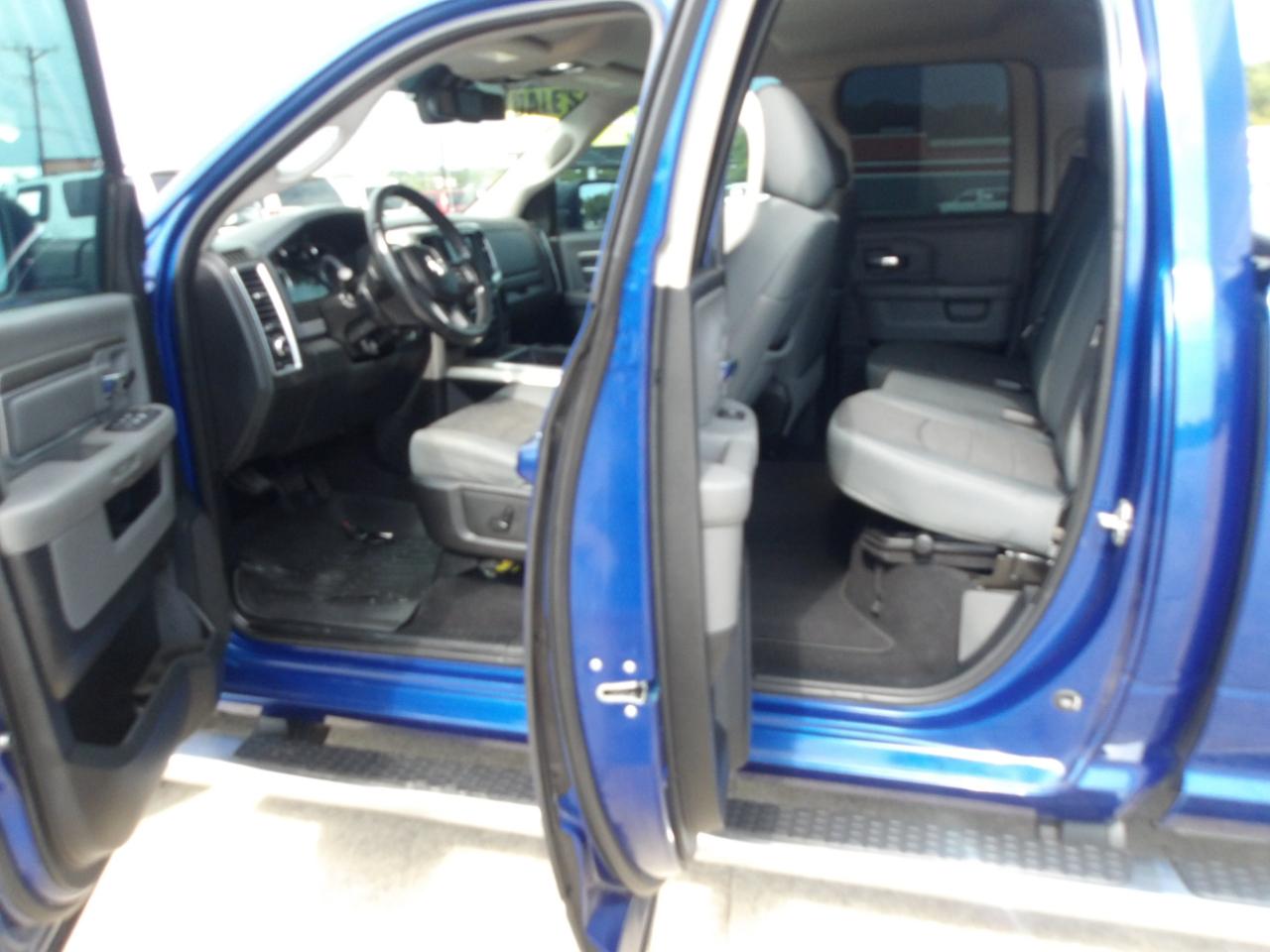 RAM 1500 2WD Quad Cab 140.5" Lone Star 2014