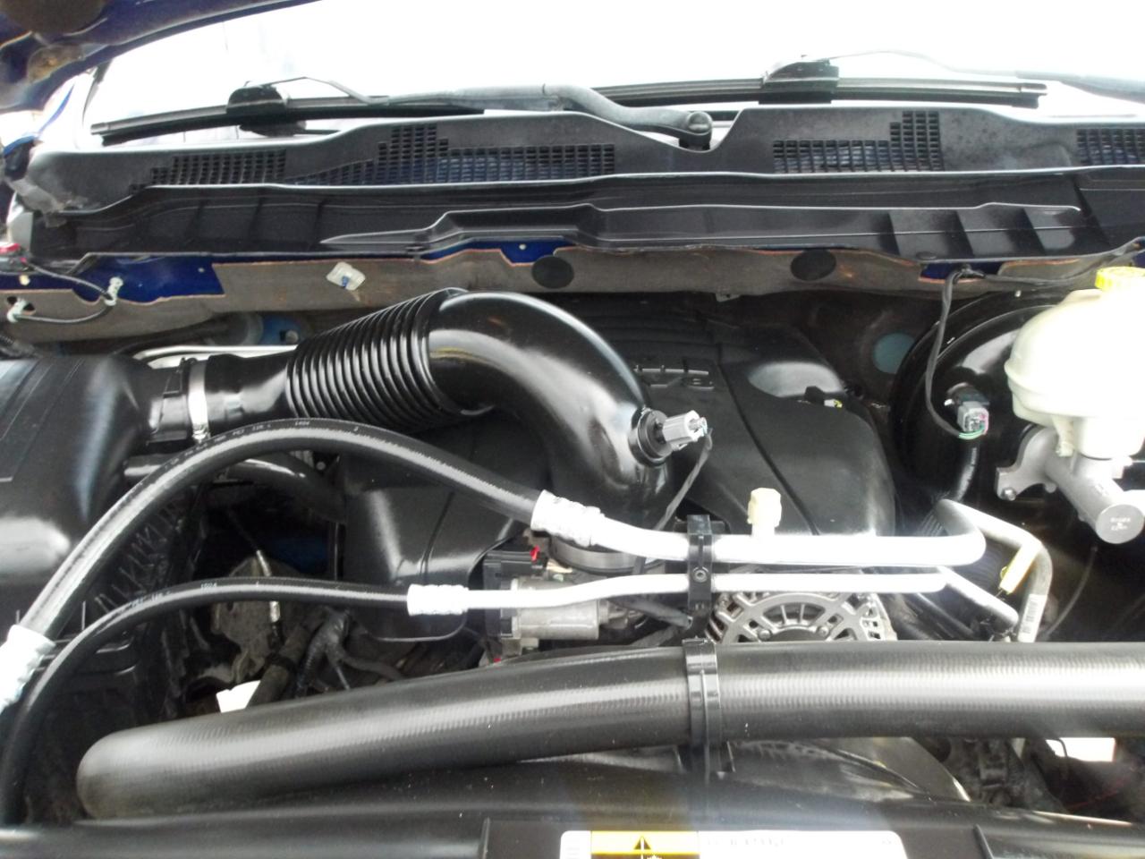 RAM 1500 2WD Quad Cab 140.5" Lone Star 2014