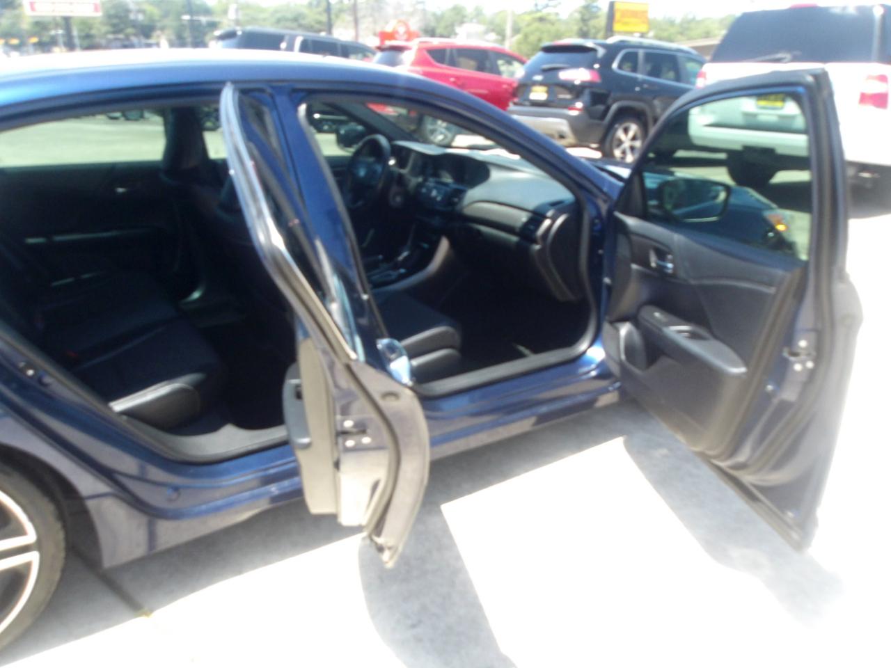 Honda Accord Sedan 4dr I4 CVT Sport 2016