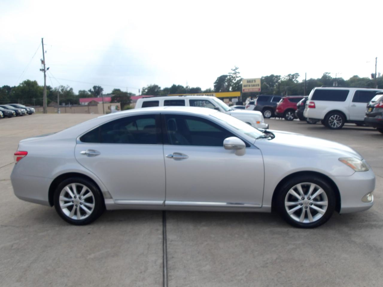 Lexus ES 350 4dr Sdn 2011