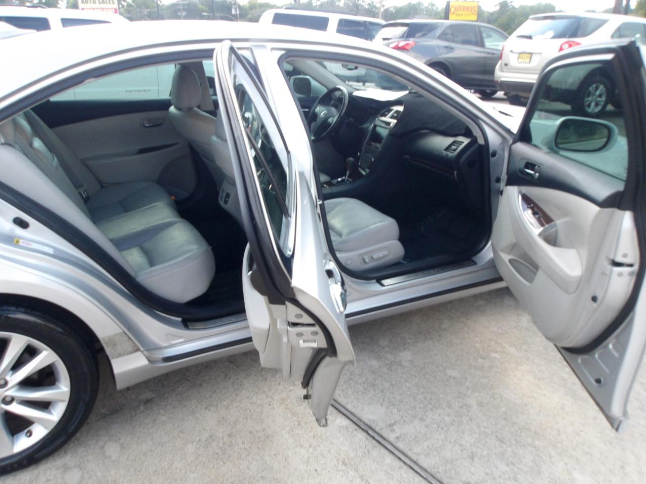 Lexus ES 350 4dr Sdn 2011