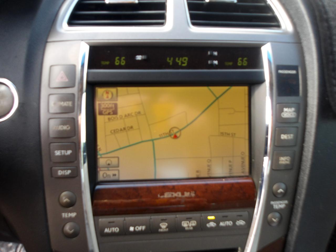 Lexus ES 350 4dr Sdn 2011