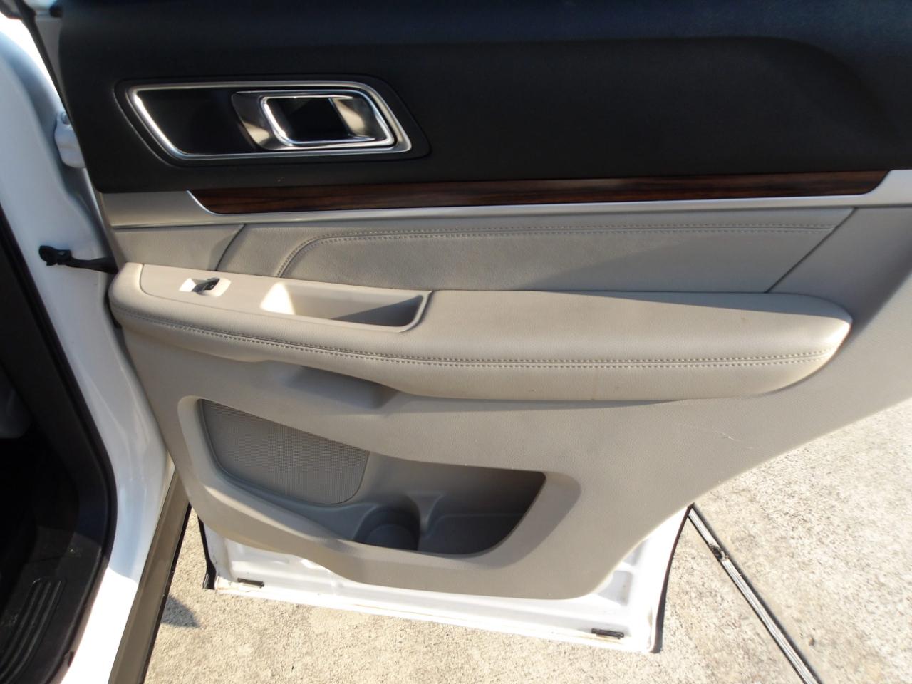Ford Explorer Limited FWD 2018