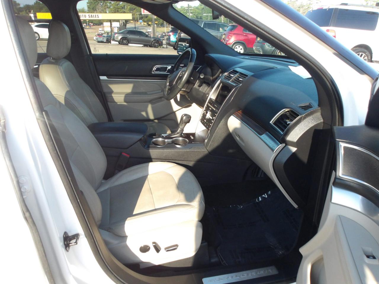 Ford Explorer Limited FWD 2018
