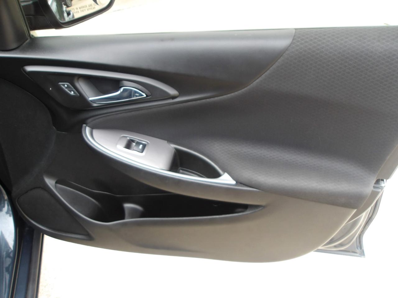 Chevrolet Malibu 4dr Sdn LS w/1LS 2020