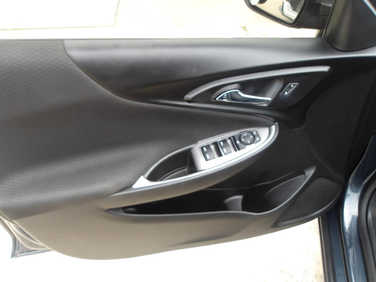 Chevrolet Malibu 4dr Sdn LS w/1LS 2020