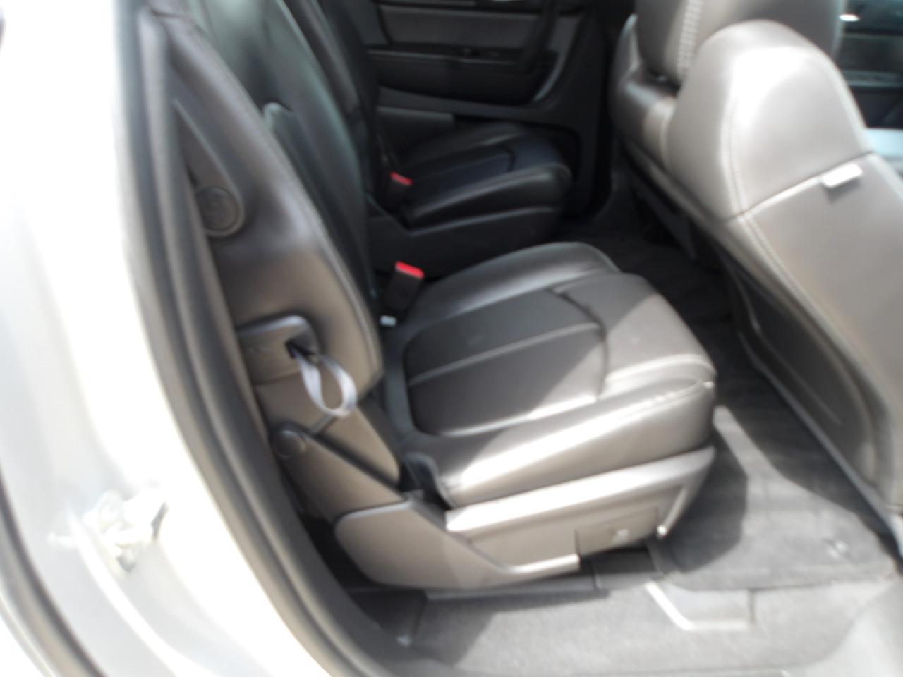 Chevrolet Traverse FWD 4dr LT w/2LT 2017