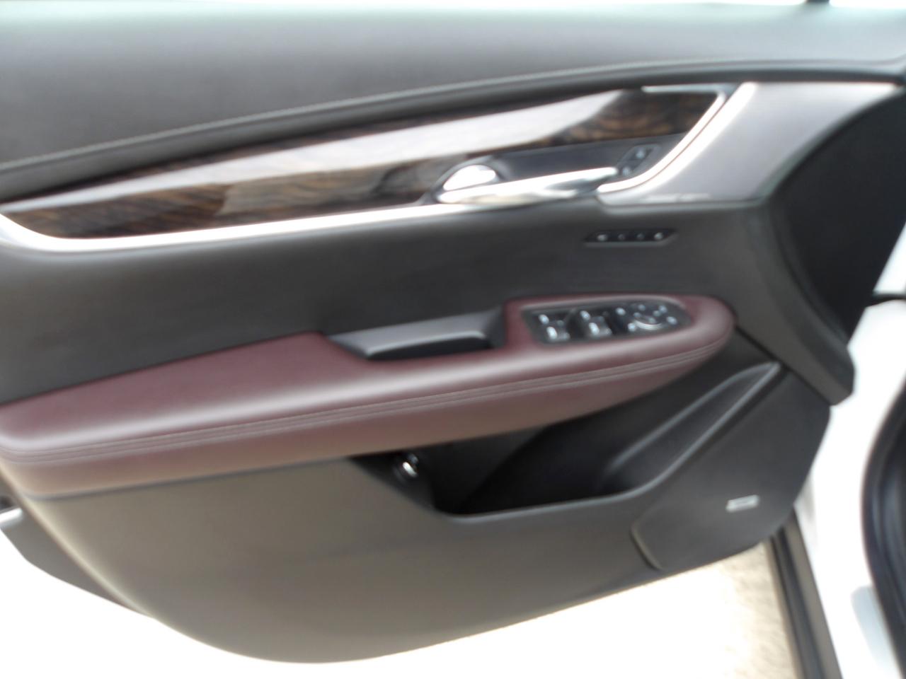 Cadillac XT6 FWD 4dr Premium Luxury 2021