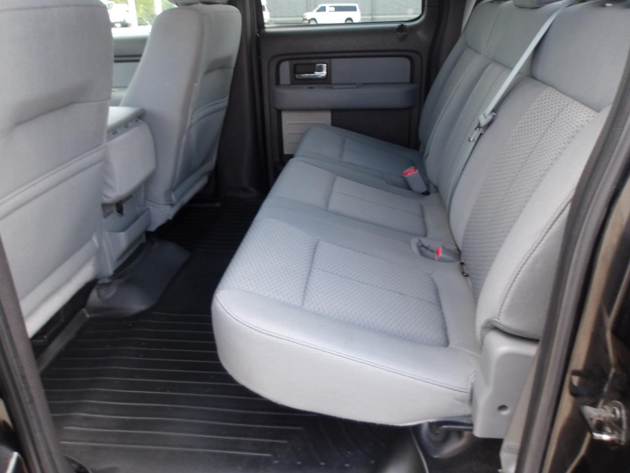 Ford F-150 2WD SuperCrew 145" XLT 2013