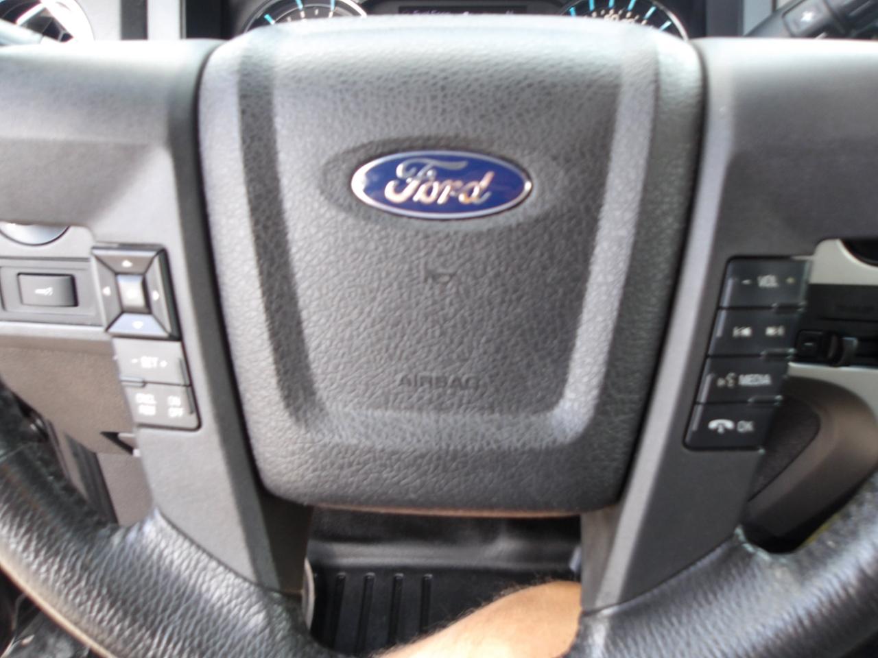 Ford F-150 2WD SuperCrew 145" XLT 2013