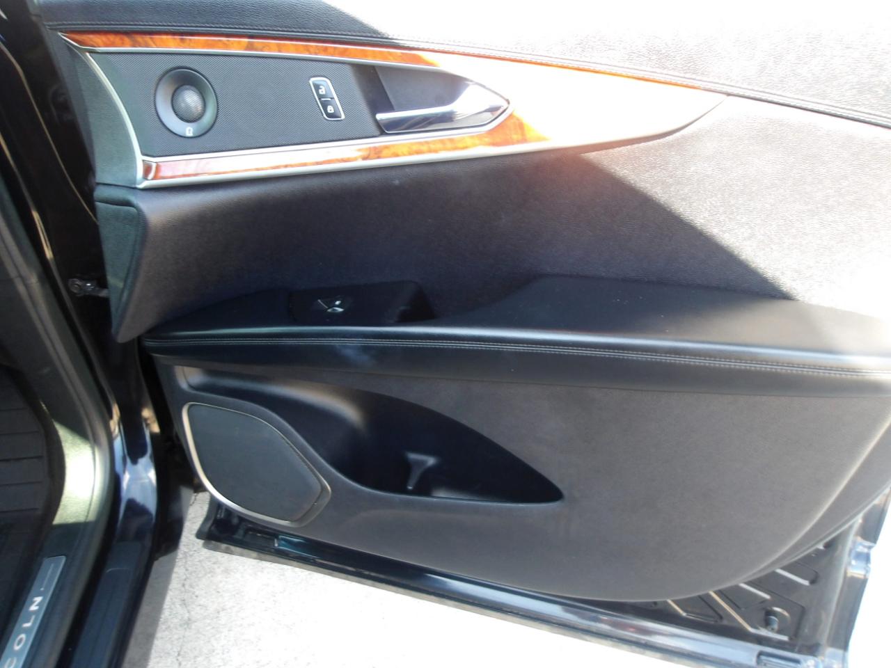 Lincoln Nautilus Reserve AWD 2019