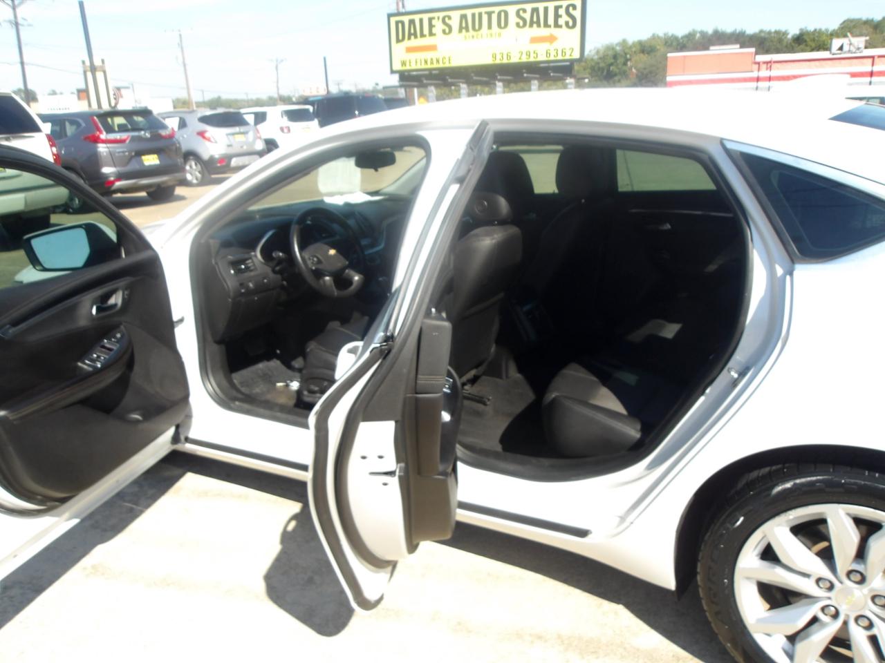 Chevrolet Impala 4dr Sdn LT w/1LT 2018